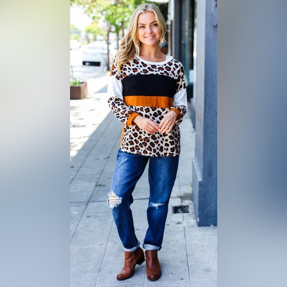 NWT Haptics RUST ANIMAL COLOR BLOCK TOP - Picture 2 of 6